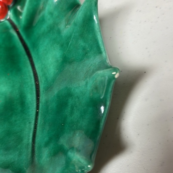 Holly Dish Triple Holly Ceramic - Picture 6 of 6